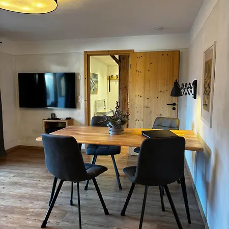 Apartment S'bergnestle *